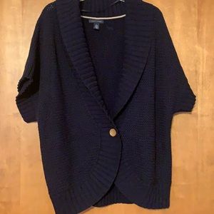 Raglan sleeve navy sweater
